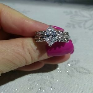 #00122 Genuine Sterling SilverMarquis Cut Ring